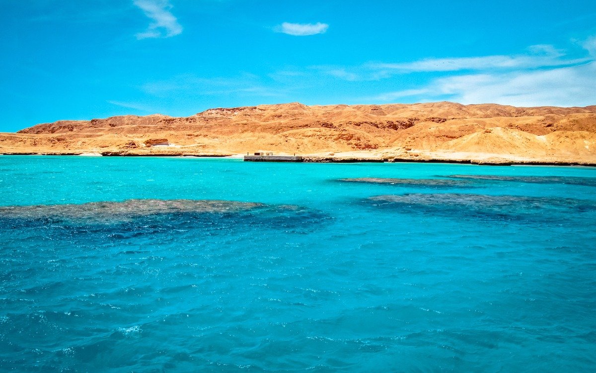 Paradise Island mit Speedboot