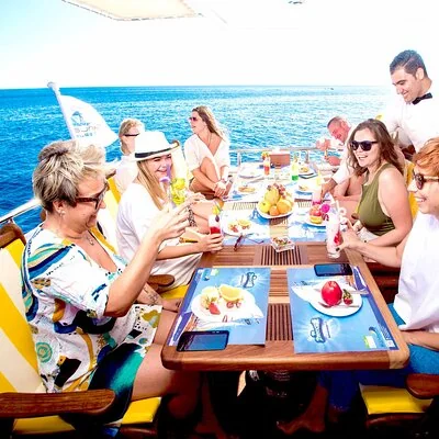 Elite VIP Cruise Hurghada – Luxury Boat Trip to Orange Bay with Lunch