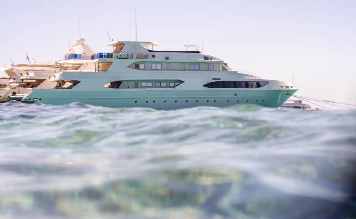 Elite VIP Kreuzfahrt Hurghada mit Orange Bay und Schnorchelstopps