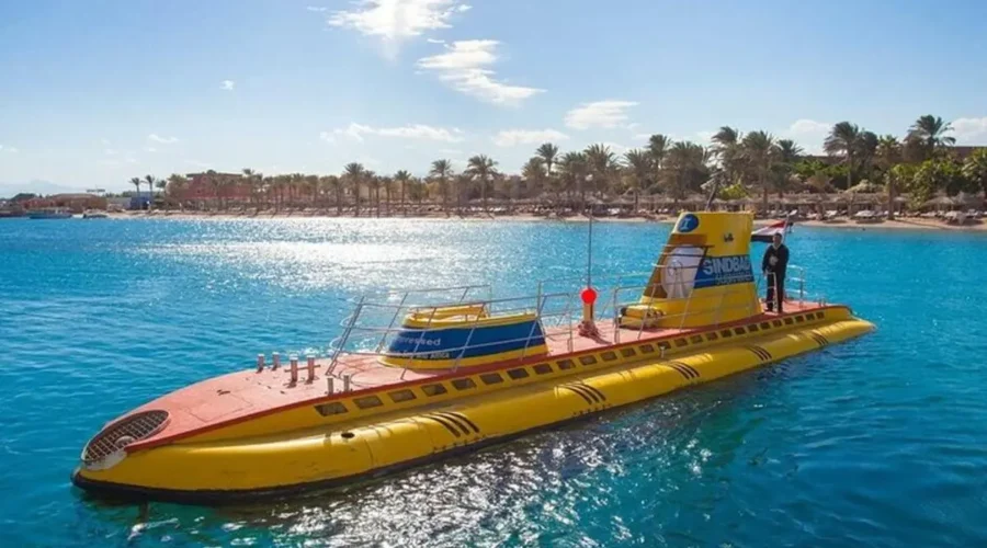Halb-U-Boot in Hurghada